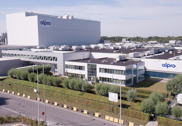 Reusing 720 million litres of water Alpro also asked the Water Group to build the largest water reuse installation in Flanders at its production site in Wevelgem